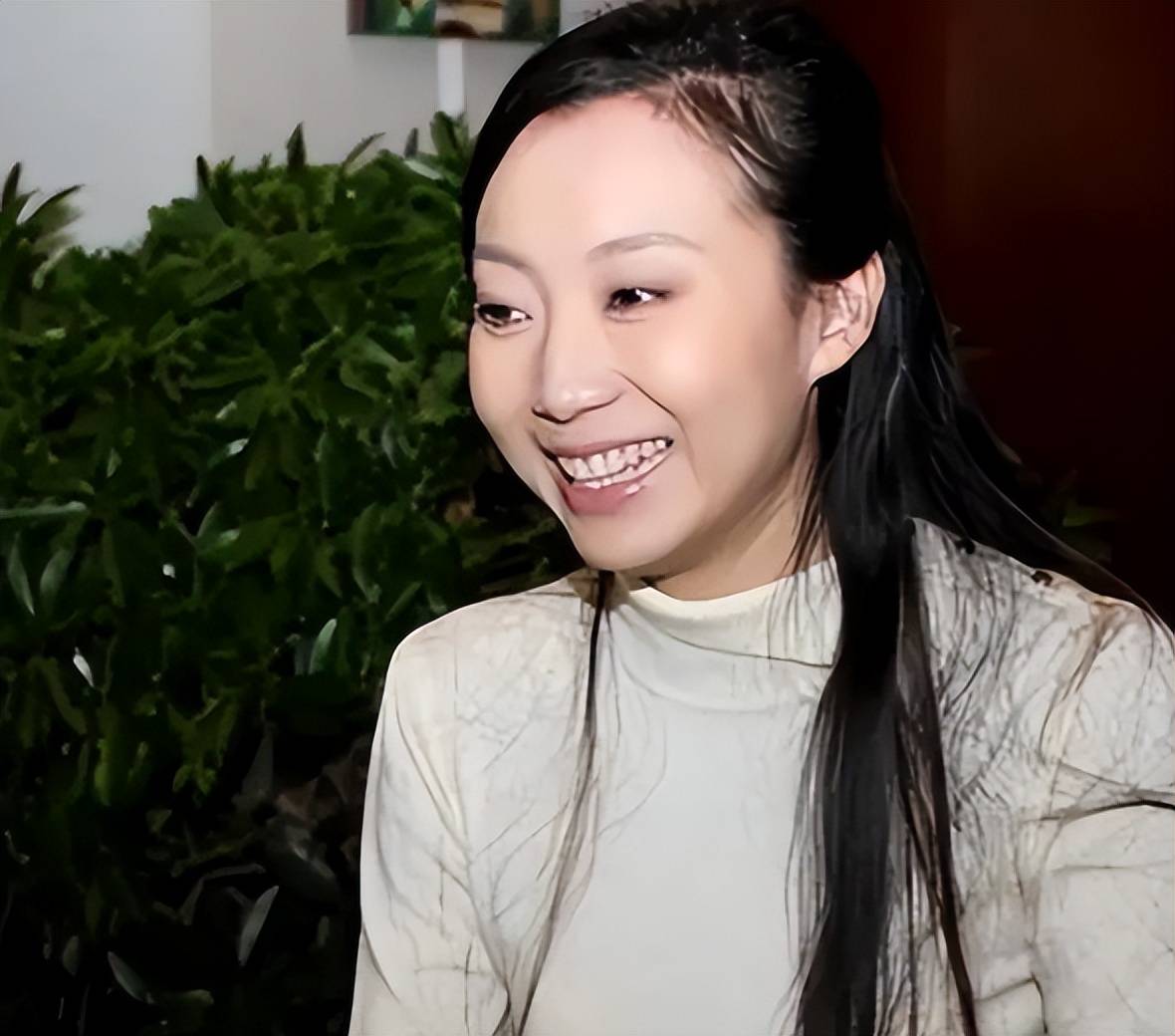 郎昆现任妻子(郎昆的历任妻子图片) 郎昆现任妻子(郎昆的历任妻子图片)