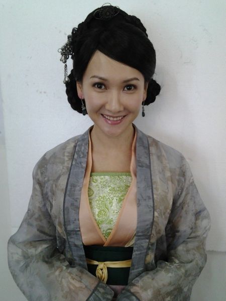 李思蓓三级(李思蓓年轻的时候)