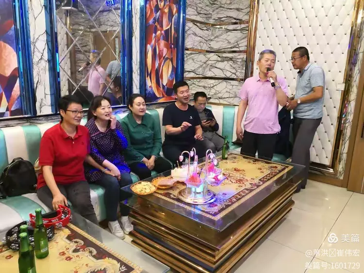 崔伟宏(崔伟宏股神) 崔伟宏(崔伟宏股神)