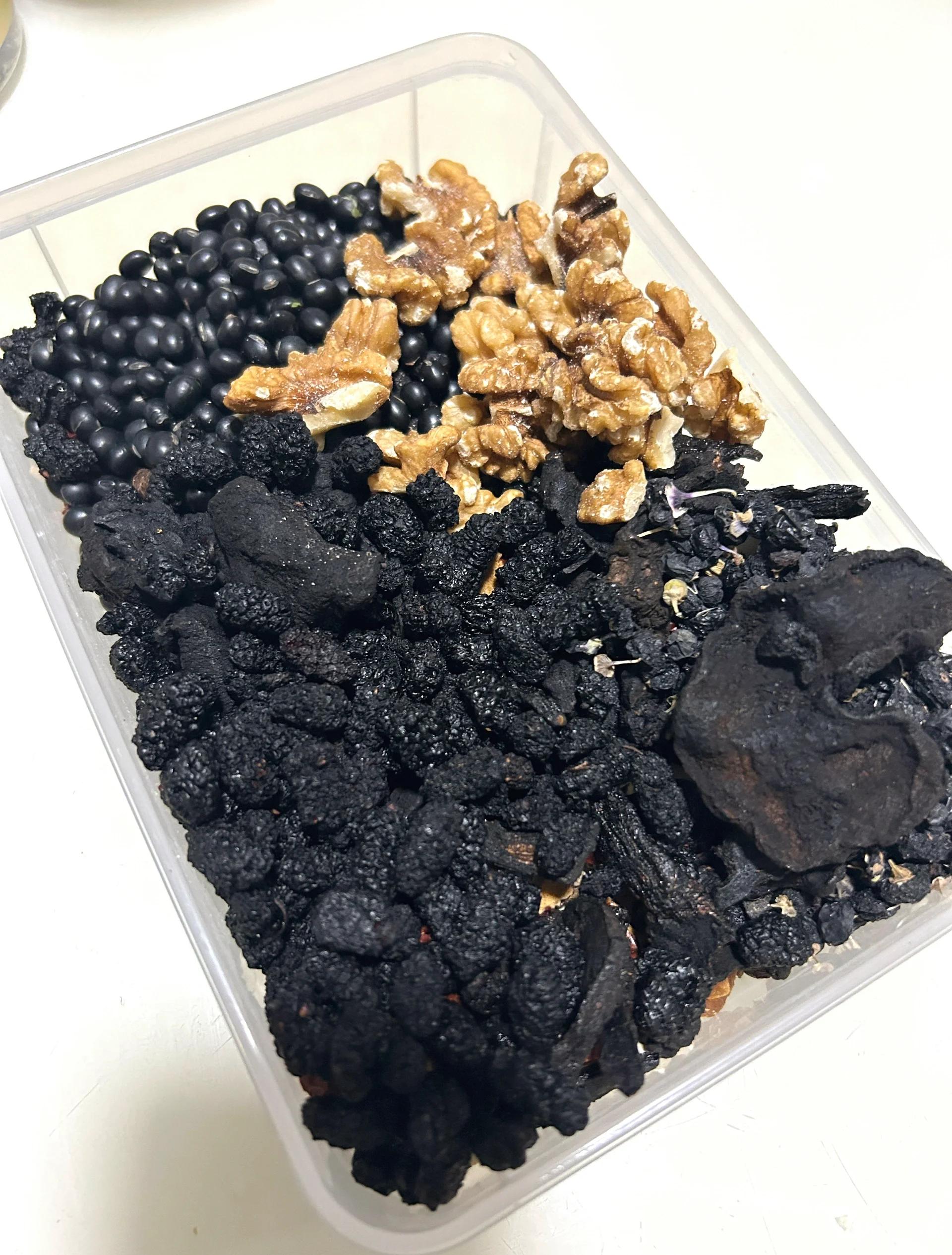 桑葚酱的功效与作用(桑葚酱的功效与作用是什么) 桑葚酱的功效与作用(桑葚酱的功效与作用是什么)