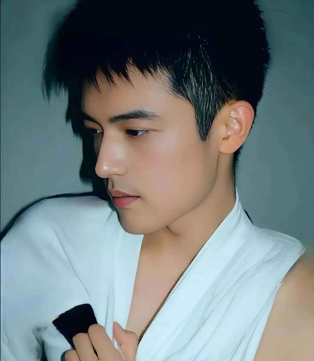 男人山根低鼻头大(男人山根低鼻头大的命运) 男人山根低鼻头大(男人山根低鼻头大的命运)