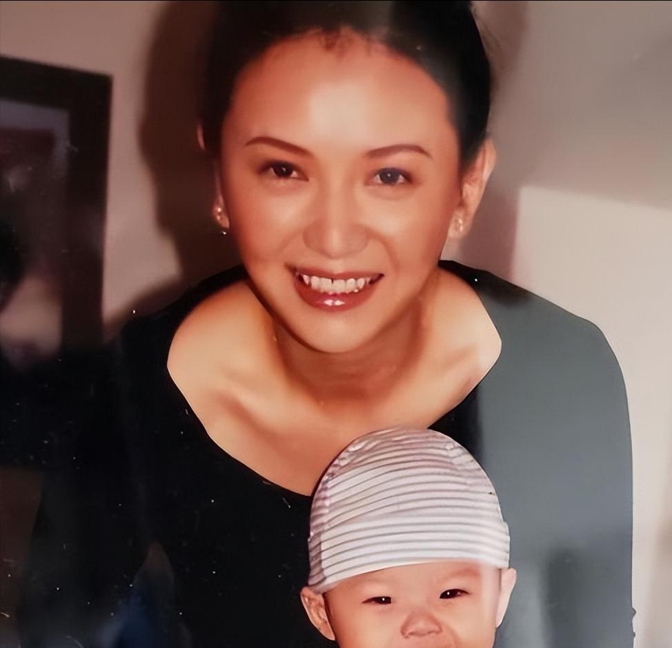 曾华倩儿子(曾华倩儿子冠军) 曾华倩儿子(曾华倩儿子冠军)