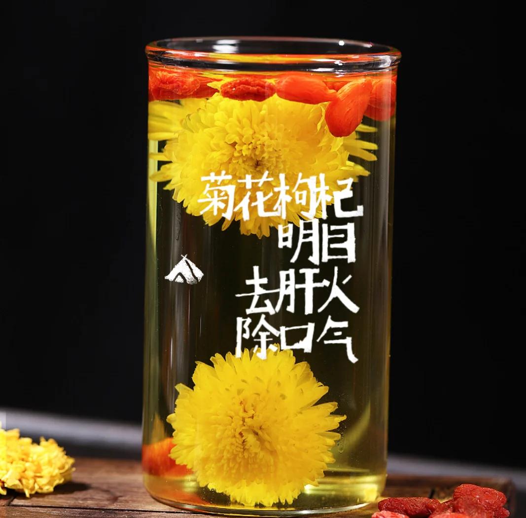 哺乳期能喝菊花泡水喝吗?(哺乳期能喝菊花泡水喝吗会回奶吗)