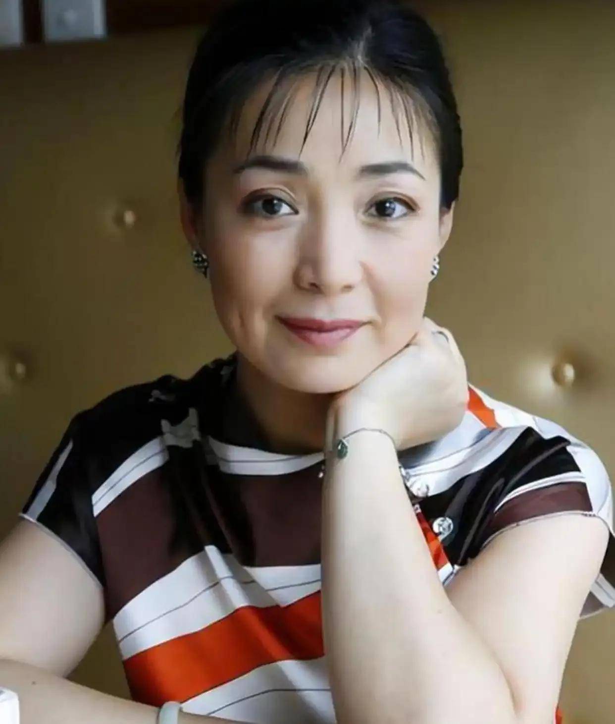 亲爱的岳母(亲爱的丈母娘是什么歌) 亲爱的岳母(亲爱的丈母娘是什么歌)