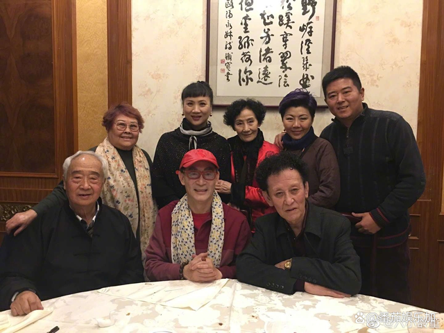 小龙人演员表(小龙人演员表大老龟扮演者) 小龙人演员表(小龙人演员表大老龟扮演者)