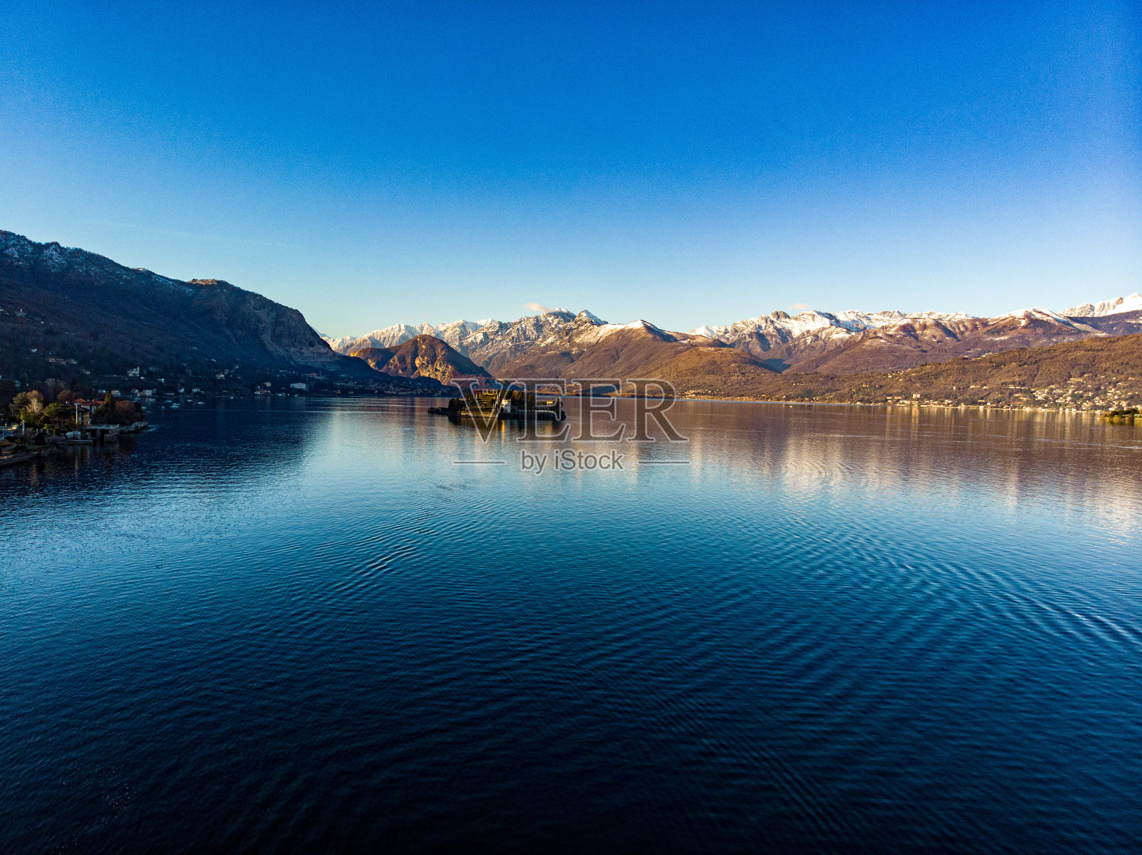 lake(lakeshore)