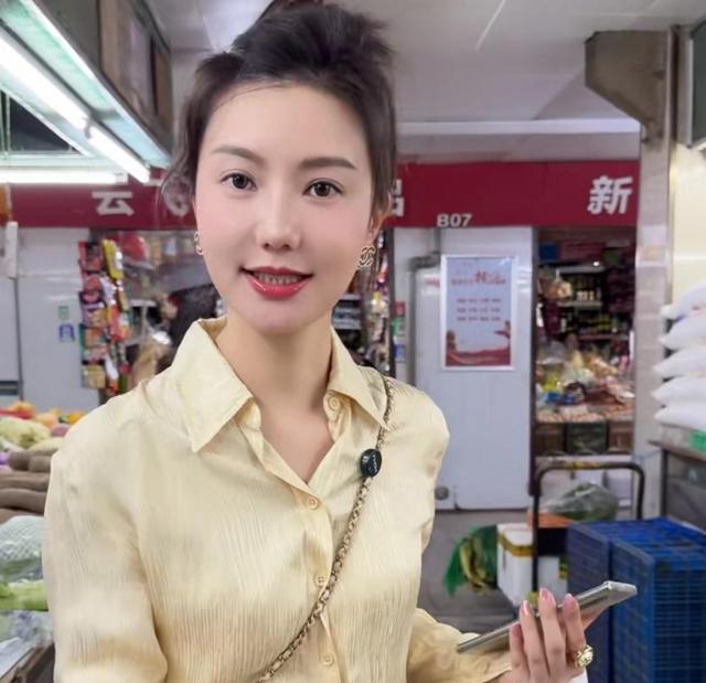 何钰欣个人资料简介(何钰欣个人资料简介图片) 何钰欣个人资料简介(何钰欣个人资料简介图片)
