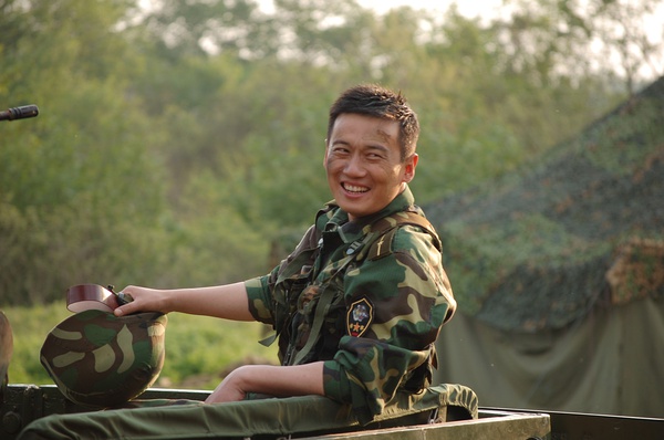 我是特种兵2王亚东(我是特种兵2王亚东曾经出轨过吗) 我是特种兵2王亚东(我是特种兵2王亚东曾经出轨过吗)
