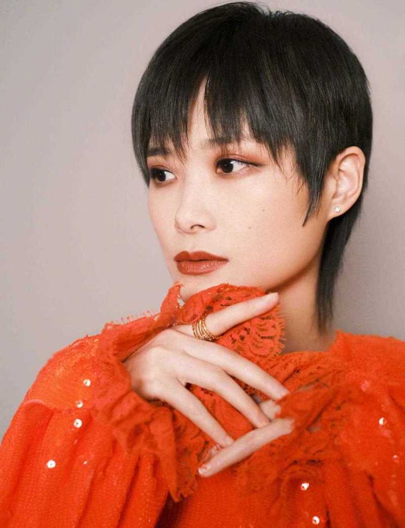 李宇春图片(李宇春图片最美图片)