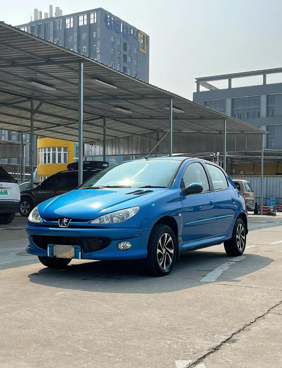 标致206cc(标致206CC发动机舱) 标致206cc(标致206CC发动机舱)