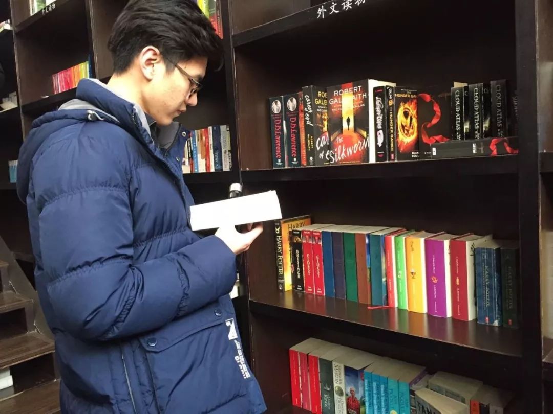 络绎不绝什么意思(络绎不绝表示什么意思)